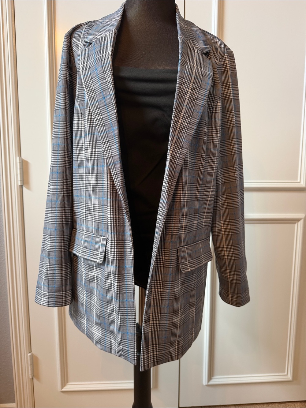 Liverpool Women's Gray Plaid Blazer Jacket